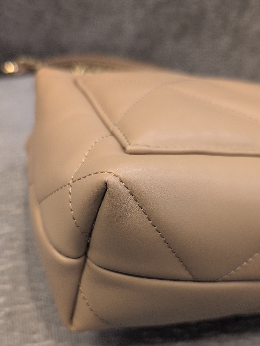 Quince Women's Italian Leather Diamond Quilted Shoulder Bag - Picture 11 of 14